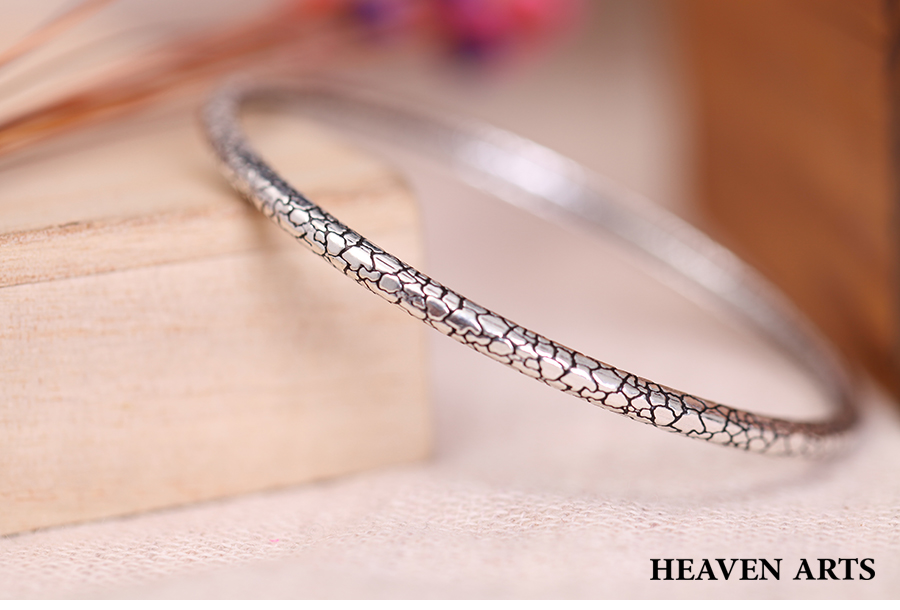 伟德国际精臣热转印智能标签机珠宝饰品标签打印需求的完美之选